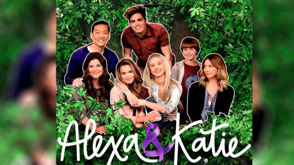 Returning cast members include Paris Berelc, Isabel May (Source: alexaandkatie / Instagram) 