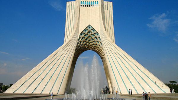 Azadi Tower, Tehran (Source: Wikimedia/Nima Moghaddam) 