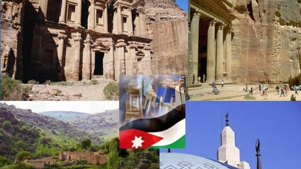 بين أمين عام وزارة السياحة عيسى قموه أن الوزارة تسعى الى إعداد خارطة الاستثمار السياحي والتي تعتبر الأولى من نوعها وتهدف الى إقامة مشاريع سياحية على ارض الواقع تشمل مختلف محافظات المملكة لتوفير فرص استثمارية مقترحه
