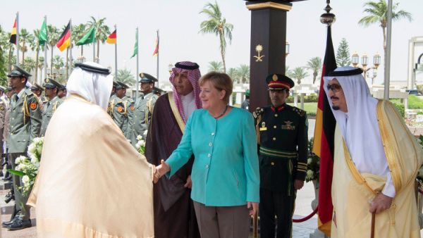 ميركل أثناء زيارتها إلى السعودية