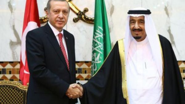الرئيس التركي رجب طيب أردوغان والعاهل السعودي سلمان بن عبد العزيز