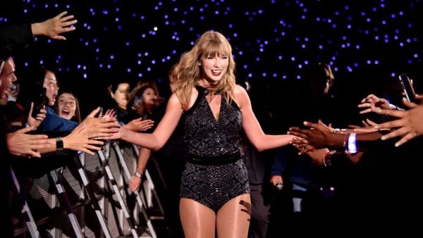 Taylor Swift during her Reputation Tour (Twitter)