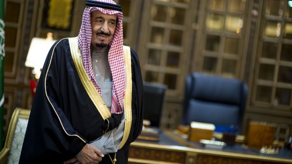 A senior Saudi cleric has urged Muslims to pray for the royal family as Saudi Arabia criticizes 'politicization of the Hajj' (Flickr)