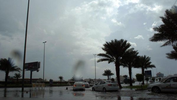 The heavy downpour of rain and the storms amid Saudi Arabia have damaged many cars. (AFP/ File Photo)
