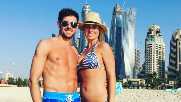 Alex looked radiant in Dubai. (Instagram)