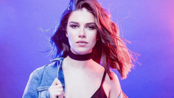 We have a secret girl crush on Lara! (Instagram)