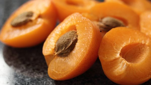 بذور المشمش تعزيز صحة الجهاز التناسلي