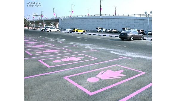 The parking spaces, which were painted in pink, included spaces dedicated for the women employees and customers. The parking spaces, which were painted in pink, included spaces dedicated for the women employees and customers.