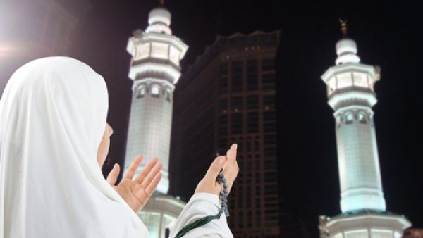 للمرأة في الحج قوانين وضوابط شرعية كثيرة يجب أن تلتزم بها