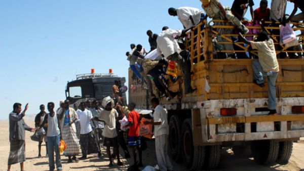 Somali refugees at a UNHCR reception center in Yemen in 2008. (AFP/Khaled Fazaa)