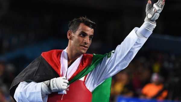 أبو غوش يظفر بالذهبية وهي الميدالية الرسمية الأولى في تاريخ مشاركات الأردن في الأولمبياد