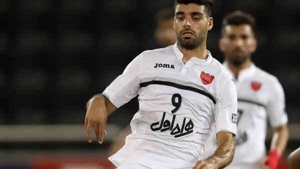 Iranian striker Mehdi Taremi