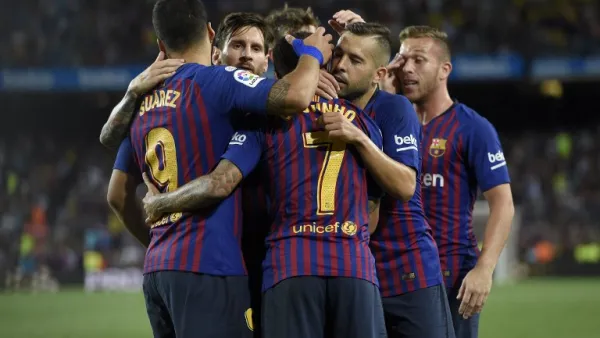 من مباراة برشلونة وآلافيس
