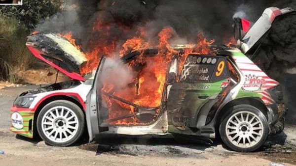 صورة لسيارة عبدو فغالي المحترقة