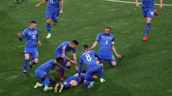 إيطاليا تتغلب على فنلندا