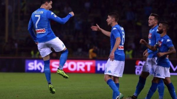 كاييخون (يسار) يقود نابولي لفوز ساحق