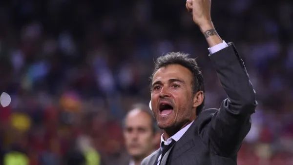 إنريكي يودع جماهير برشلونة بلقب أخير