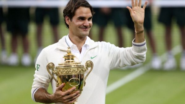 فيدرر يمني النفس برفع كأس ويمبلدون مرة أخرى