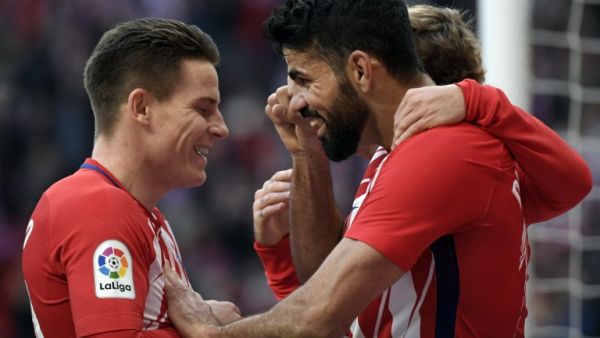 كوشتا (يمين) وغاميرو يقودان أتلتيكو مدريد للفوز