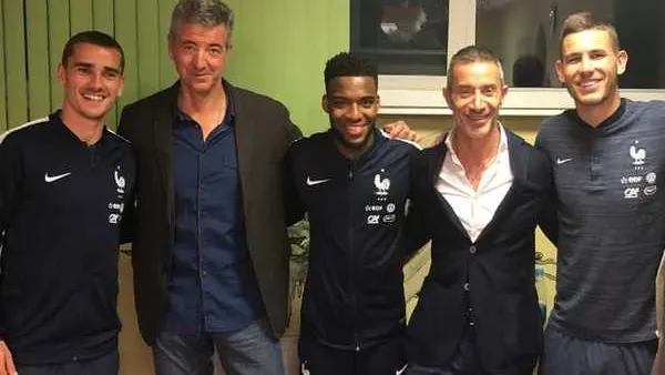 صورة نشرها حساب أتلتيكو مدريد لثلاثي منتخب فرنسا