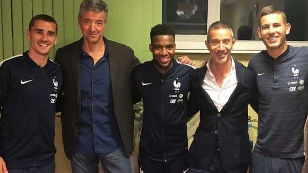 صورة نشرها حساب أتلتيكو مدريد لثلاثي منتخب فرنسا