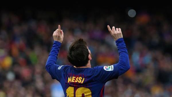 ميسي يقود برشلونة لتوسيع الفارق