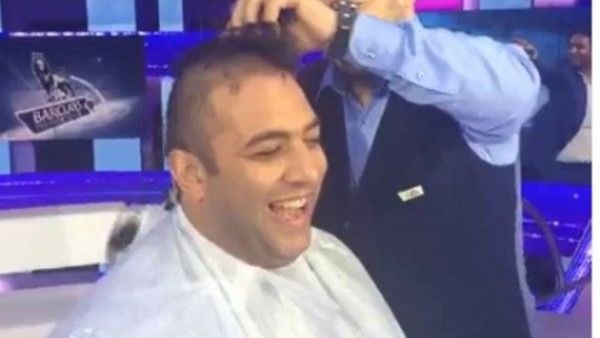 Ex-Spurs Mido shaves his head live as Leicester win Premier League
