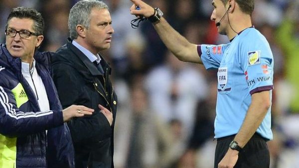 مورينيو ولقطة طرده