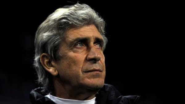 Pellegrini: Manchester City 'must win trophies'