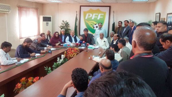 Pakistan Football Federation (PFF) President Syed Faisal Saleh Hayat announced on Saturday that PFF will renew the country’s domestic and international football activity and said that the PFF will organize National Challenge Cup, and will be followed by other domestic and international football events, including Pakistan Premier League, National Women Championship. (Photo: AN)