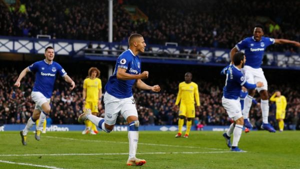 إيفرتون يصعق تشيلسي ومدربه ماوريتسيو ساري