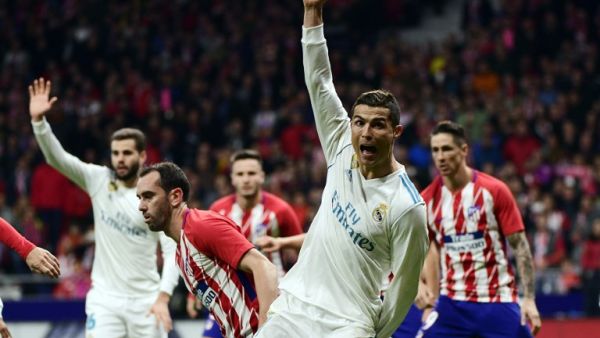 طالب رونالدو بلمسة يد على دييغو غودين مدافع أتلتيكو مدريد داخل منطقة الجزاء، لكن الحكم دافيد فيرنانديز بوربالان لم يعره اهتماماً
