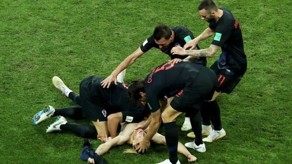 كرواتيا تتأهل لملاقاة إنجلترا في نصف النهائي