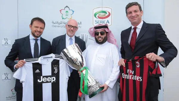 مباراة مرتقبة بين العملاقين الإيطاليين في جدة