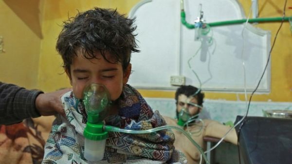 Syrians in a Eastern Ghouta hospital recover from a chemical attack (AFP/FILE)