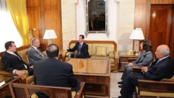 الرئيس السوري  مستقبلا رئيس لجنة الشؤون الخارجية في البرلمان الالماني روبرخت بولينتس في دمشق 