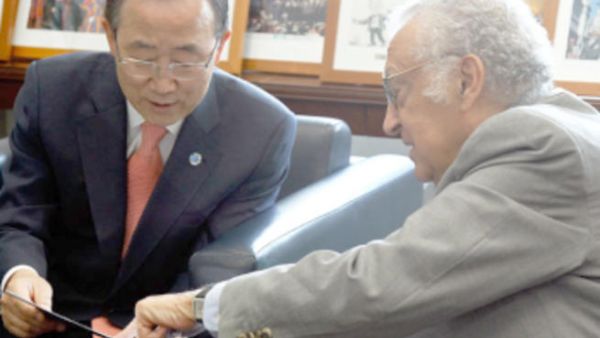 مون والابراهيمي ناقشا الازمة السورية 