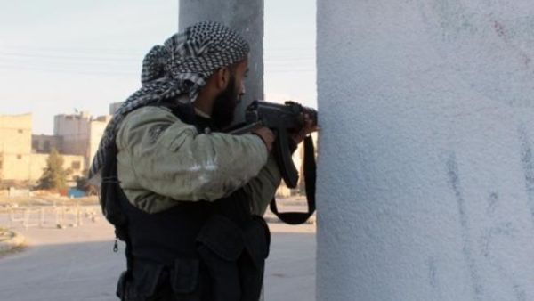 دأت المخاوف تظهر جراء تزايد أعداد المسلحين الإسلاميين المتطرفين القادمين من الدول الأوروبية