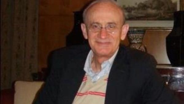 صورة عن الفيسبوك للناشط عمر عزيز