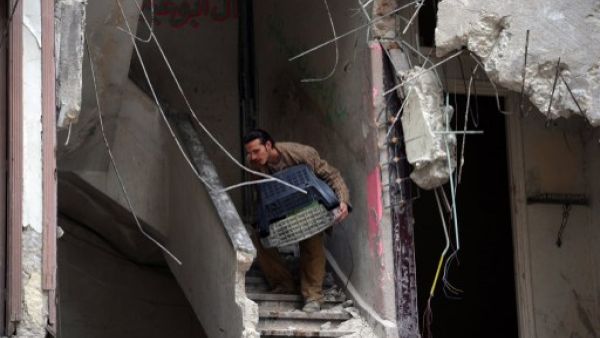 المشافي الميدانية في مدينة القصير وريفها تشهد نقصا حادا في المستلزمات الطبية