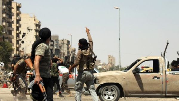 انتشار مسلحي المعارضة في معلولا احدى اقدم واشهر البلدات المسيحية في سوريا