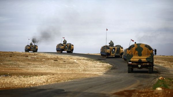 الجيش التركي يرسل مجموعة من المدافع ذاتية الحركة، إلى ولاية غازي عنتاب الحدودية المحاذية لسوريا