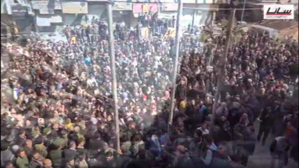 مظاهرات ضد المجموعات المسلحة التي تعرقل إنجاز المصالحات المحلية