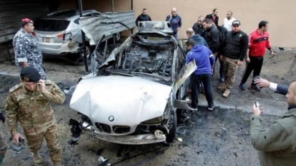 تفجير سيارة المسؤول في حماس محمد حمدان في صيدا