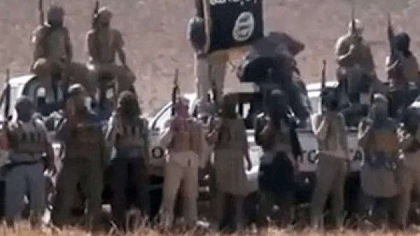 مقاتلون من تنظيم الدولة الاسلامية "داعش"