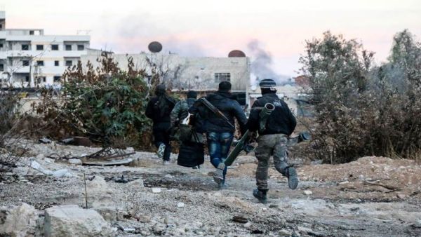 عدد المسلحين الموجودين في دوما يقدر بنحو عشرة آلاف شخص