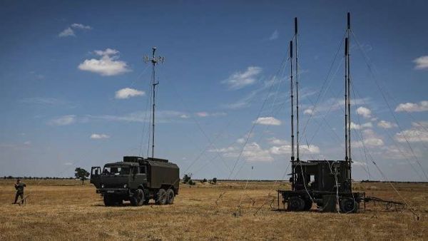 العسكريون الأمريكيون الموجودين في سوريا يواجهون الأنظمة اللاسلكية الإلكترونية الروسية بصورة ممنهجة