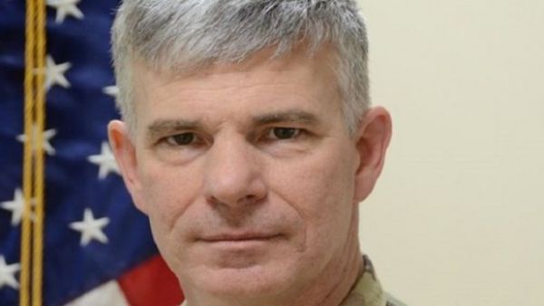 الكولونيل ستيف وارن المتحدث باسم التحالف