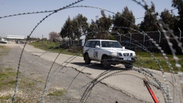 مسلحو جبهة النصرة التابعة للقاعدة سيطروا على معبر القنيطرة الذي تديره الامم المتحدة