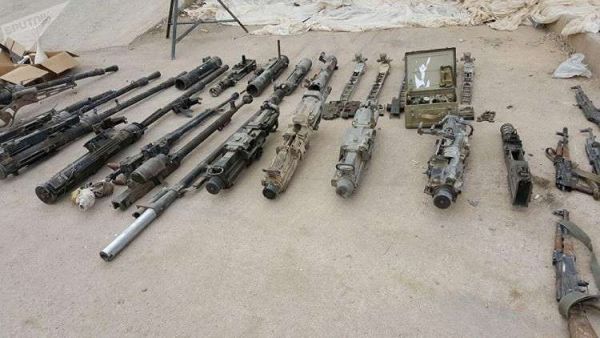الجيش السوري يعثر على كميات كبيرة من الاسلحة في دير الزور